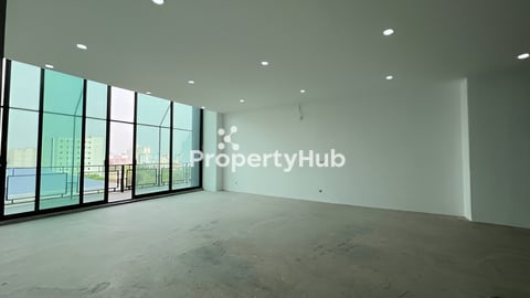 ការិយាល័យជួលនៅសង្កាត់ទំនប់ទឺក លើផ្លូវធំ Office for rent at Sangkat Tomnub Tuek (