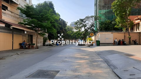 ផ្ទះលក់ លើផ្លូវ ៥៩៦ សង្កាត់បឹងកក់ 2 ខណ្ឌទួលគោក