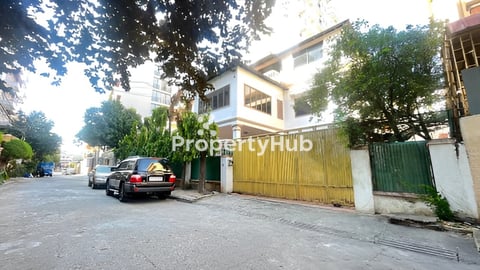 វីឡាសម្រាប់លក់ នៅទួលទំពូង | Villa for Sale in Toul Tumpoung