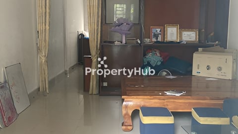 ផ្ទះលក់បន្ទាន់ 65 ចរចា