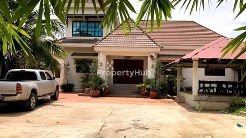 ផ្ទះនិងដីលក់