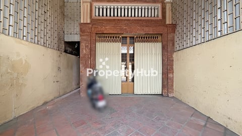 🏘 ផ្ទះល្វែង (ខាង) នៅជិតសាលាបឋមសិក្សាវត្តសន្សំកុសល ត្រូវការលក់បន្ទាន់ខ្លាំង