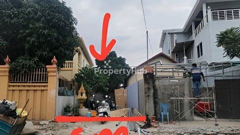 ដីលក់.ឬជួល​ (150$ /ខែ). ប្លង់រឹង់ជាប់ផ្លូវរដ្ឋ 12ម៉ែត្រ អាច​ប្រកប​អាជីវកម្ម​បាន​