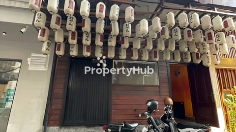 Shop for rent at BKK1