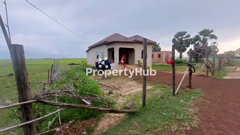 លក់ដី និងផ្ទះ(បន្ទាន់ខ្លាំង)