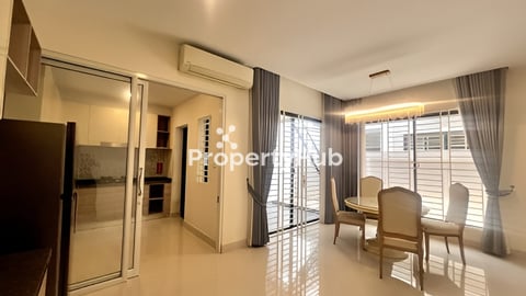 វីឡាភ្លោះAសម្រាប់ជួលនៅ​ បុរីប៉េងហួតបឹងស្នោរ | TwinA Villa For Rent In Borey Peng