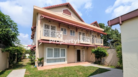 Colonial-Style Villa with Private Pool for Sale in Chbar Ampov