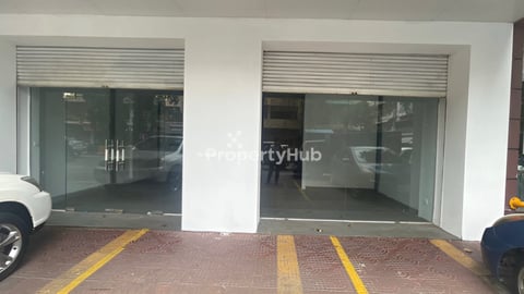 Shop For Rent on Main Road (Monivong Blvd)
