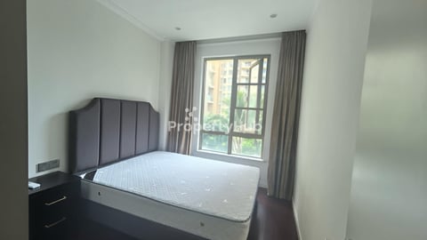 3 bedroom 1600$ At TK Area