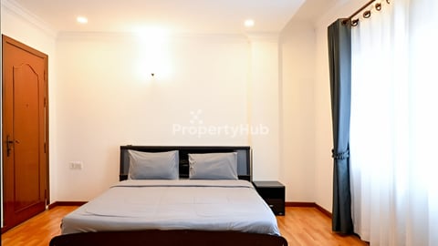 BKK1 | Fully Furnished 3 Bedrooms Serviced Apartment for Rent $1,200/month