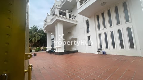 វីឡា នៅទួលគោក/ Villa for sell  ToulKork
