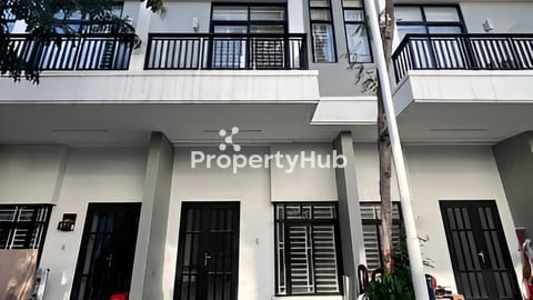 វីឡាកូនកាត់LVសម្រាប់លក់ នៅបុរីប៉េងហួត បឹងស្នោរ