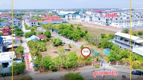 ដី4800m2 លក់បន្ទាន់ក្បែរបុរីចន្ទគិរី $270/m2