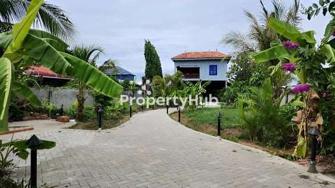 ផ្ទះលក់ នៅខណ្ឌ ដង្កោ ដីធំទូលាយ 16ម×48ម។ ប្រហែល 15នាទី ជិះទៅ អ៊ីអន3 និង ព្រលានយន្តហោះថ្មី។