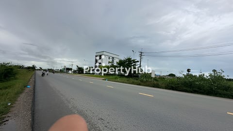 ដីលក់បន្ទាន់ផ្លូវ51