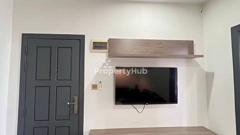 1 bedroom 350$ st 271