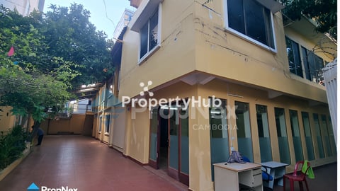 Building for Rent – Daun Penh