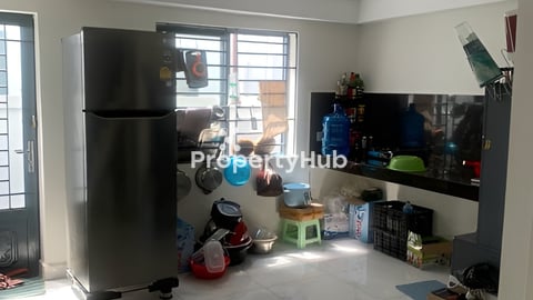 ផ្ទះលក់ (តម្លៃលក់ផ្ដាច់) តែអាចចចារបានតិចតួច