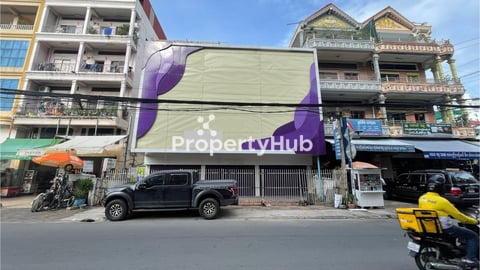 Excellent Shophouse for Sale on Street 163