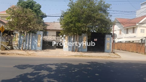 ដីលក់ឫជួលទីតាំងល្អ ជាប់ផ្លូវជាតិលេខ៥ ឆ្ងាយពីផ្សារលើ១Km