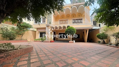 ហាងសម្រាប់ជួល នៅបឹងកេងកង១