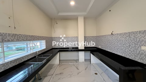 villa king for sale at Pemghout Boungsnor!