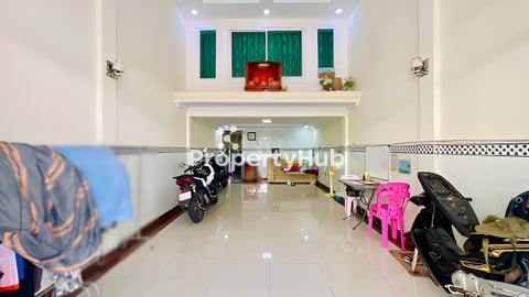 🏘 ផ្ទះល្វែង នៅជិតបុរីប៉េងហួត60ម ត្រូវការលក់បន្ទាន់ខ្លាំង