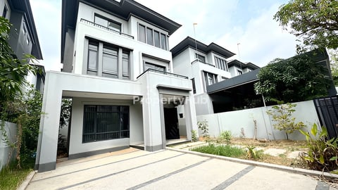 វីឡាឃ្វីនBសម្រាប់លក់ នៅបុរី​ជីបម៉ុង​ផាកលែន​ ៥០ម៉ែត្រ​