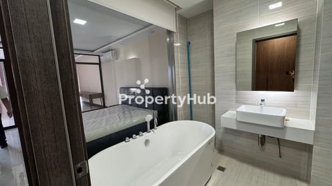 The best 3 bedrooms fully furnished unit for sale at Orkide The Royal Condominium