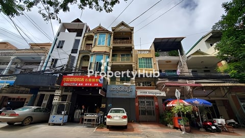 ផ្ទះអាជីវកម្ម សម្រាប់លក់​ និងជួល​ តម្លៃទាប លើផ្លូវត្រសក់ផ្អែម