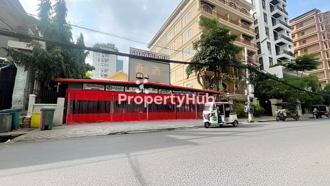 ហាងសម្រាប់ជួល នៅបឹងកេងកង១ ទីតាំងល្អ សម្រាប់បើកភោជនីយដ្ឋាន បើកម៉ាត បើកសាឡន