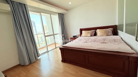 Olympia city condo for rent