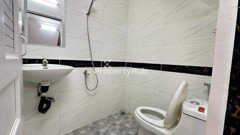 ផ្ទះអាជីវកម្មជិតផ្លូវ 2004 តម្លៃមហាល្អ 😍