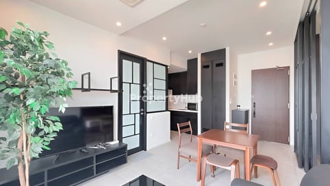 1 Bedroom Lattriat Condo for rent in BKK1