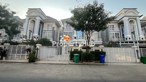 វីឡាភ្លោះសម្រាប់ជួលនៅ បុរីឡុងនី គម្រោង4