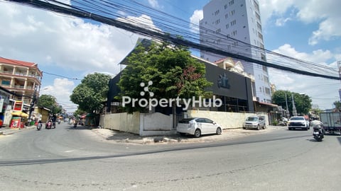 rime Corner Shophouse for Rent in Sangkat Boeung Salang