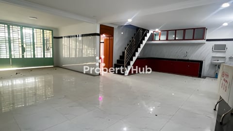 ផ្ទះកែងរកស៊ីបាន (ជិតសកលវិទ្យាល័យកសិកម្មចំការដូង)