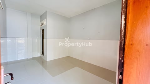 បន្ទប់​ជួល