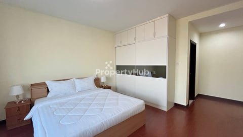 3 bedroom size 190 m2 close to Aeaon mall 1