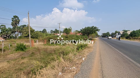 ដីលក់ ជាប់ផ្លូវជាតិលេខ៥ចាស់