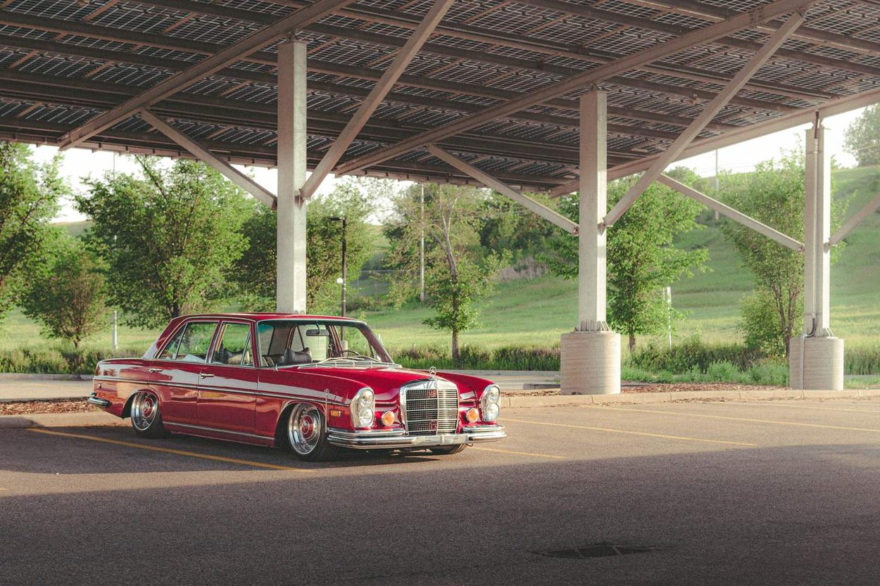 MERCEDES BENZ 280S - @SLLYBTTN photo 7