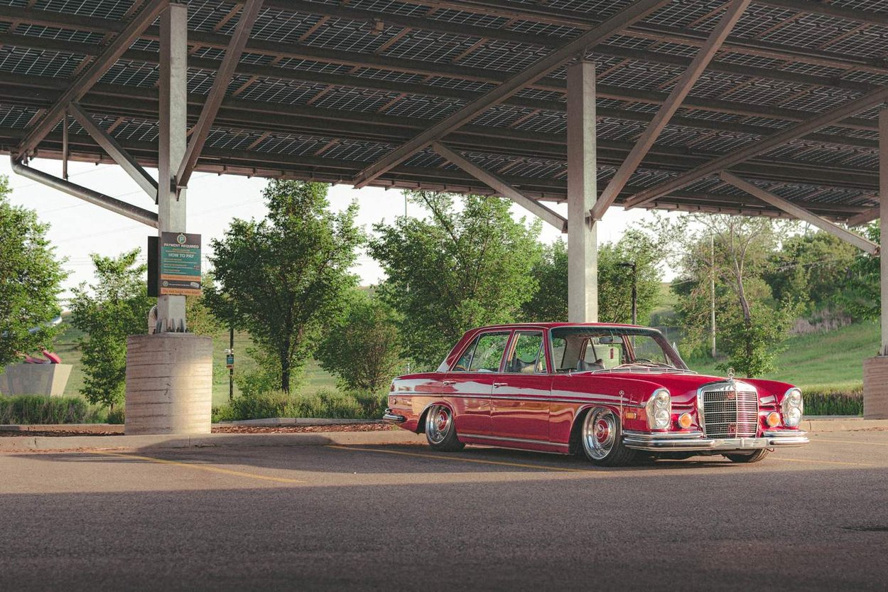 MERCEDES BENZ 280S - @SLLYBTTN photo 5