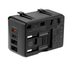 2 USB A 2 Type C PD20W Universal Travel Adapter