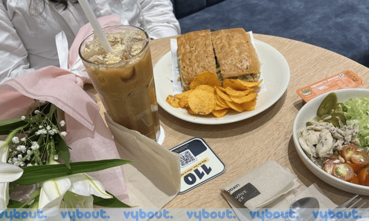 Lunch at Third Wave Coffee