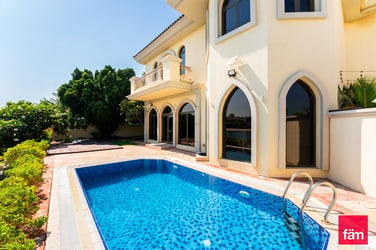 4 Bedrooms | Atrium Entry | Skyline View image 3