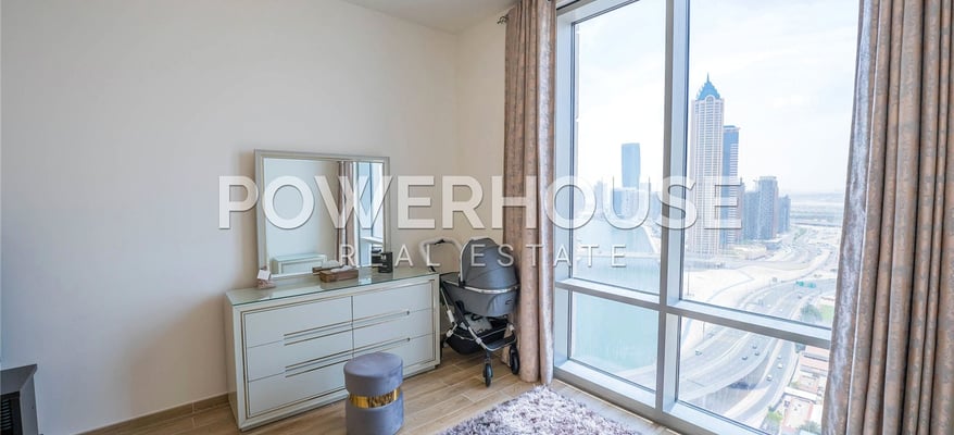 exclusive-2br-apartment-high-floor-canal-view-ph-real-estate-dub220919