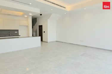 Al Furjan West, Al Furjan, Dubai- VACANT image 2