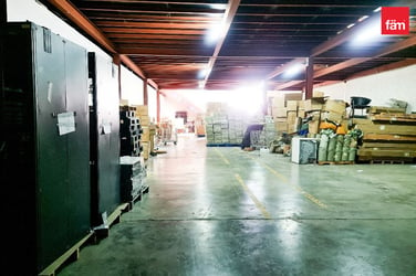 14000 sq.ft Storage Warehouse|Vacant by 1-Dec image 3