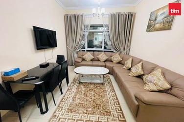 Fully Furnished|Ready to Move|High Floor|EXCLUSIVE image 1