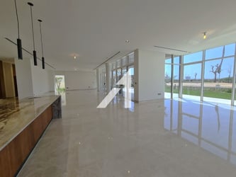 Genuine Seller | Exclusive Sky Terrace Villa image 1